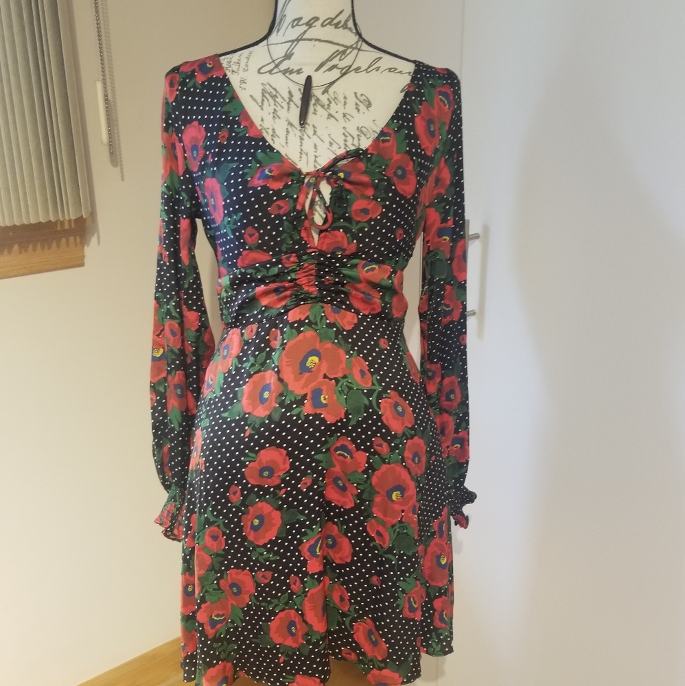 Super cute mini dress size S